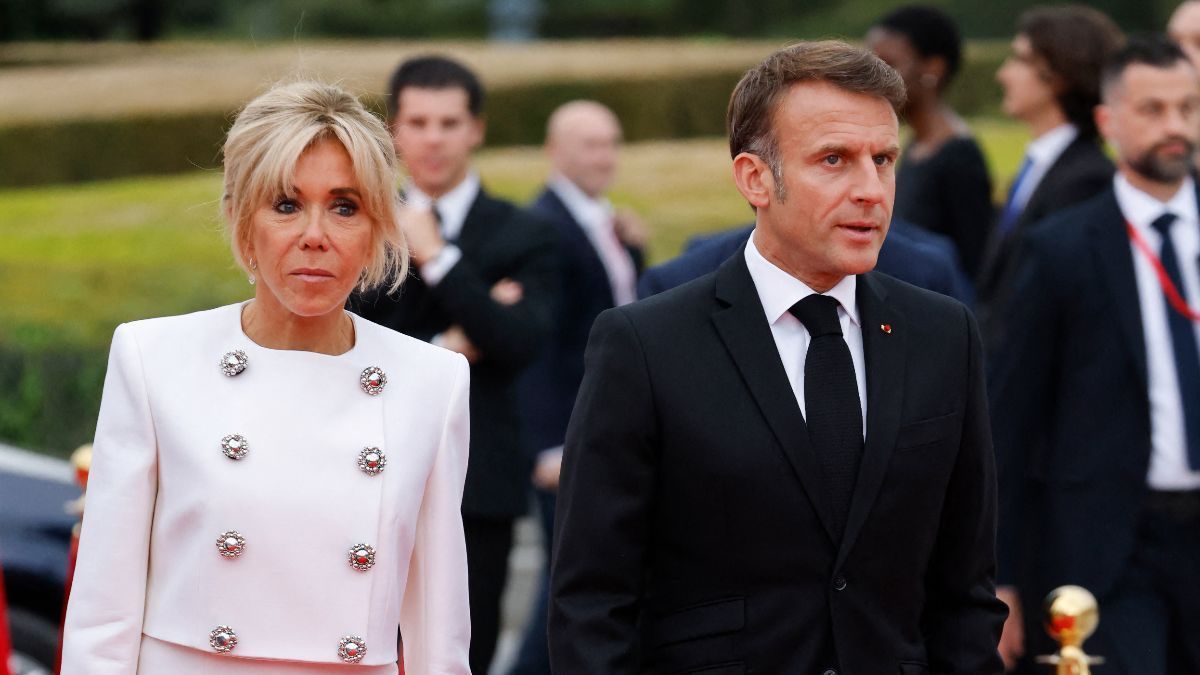 Еммануель Макрон з дружиною