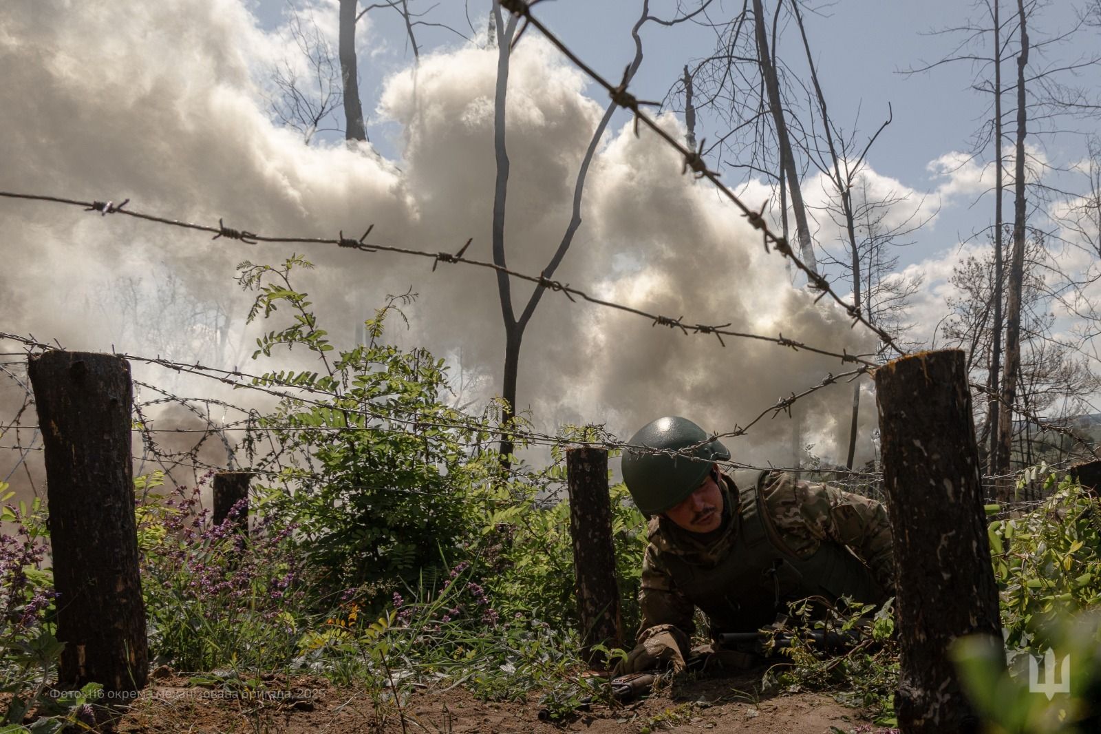 Украинский военнослужащий проходит подготовку на полигоне