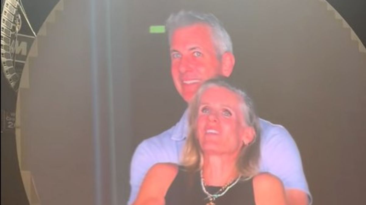 Энди Байрон и Кристин Кэбот Энди Байрон и Кристин Кэбот