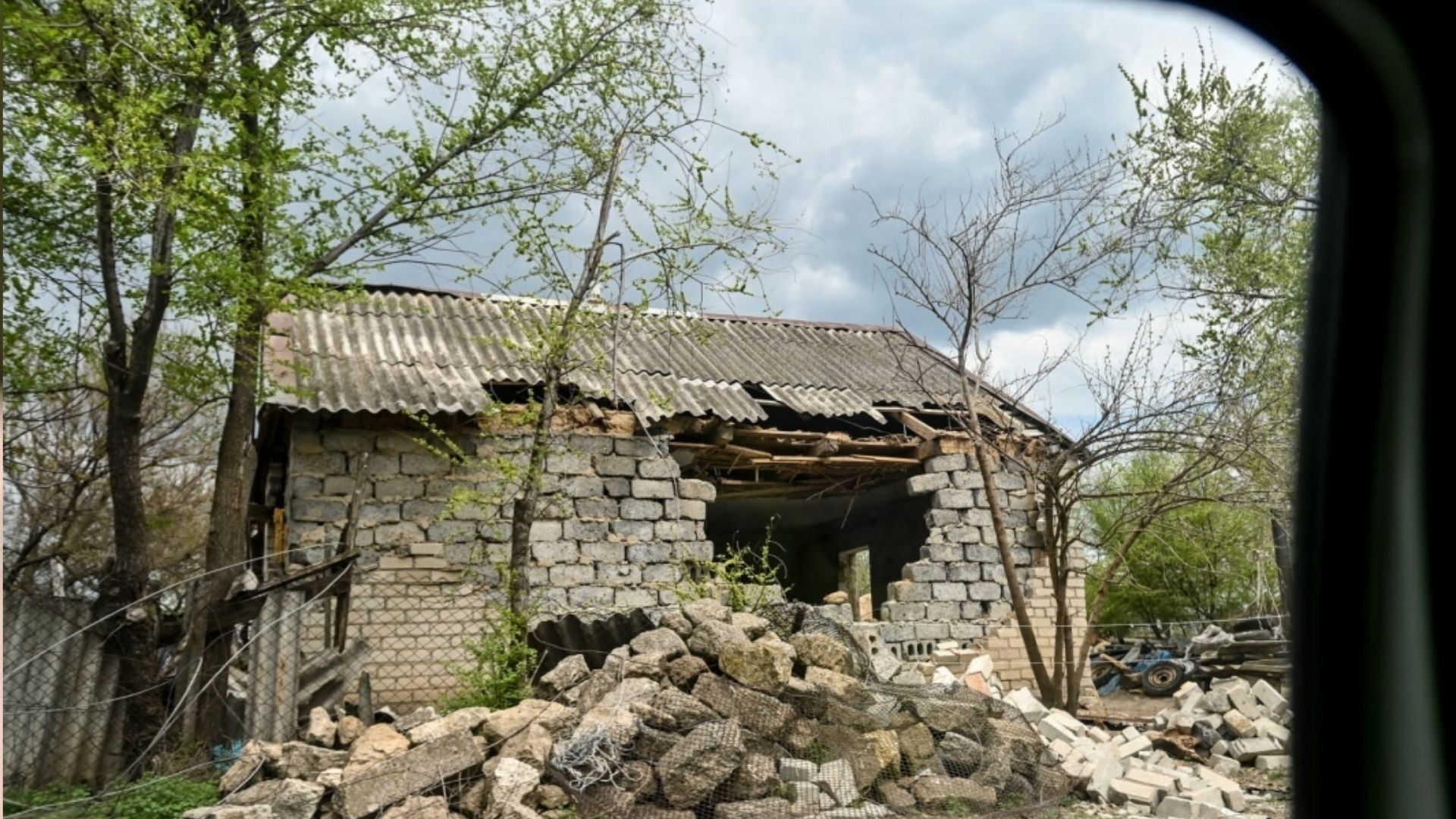 Росіяни намагаються окупувати Кам'янське Росіяни намагаються окупувати Кам'янське