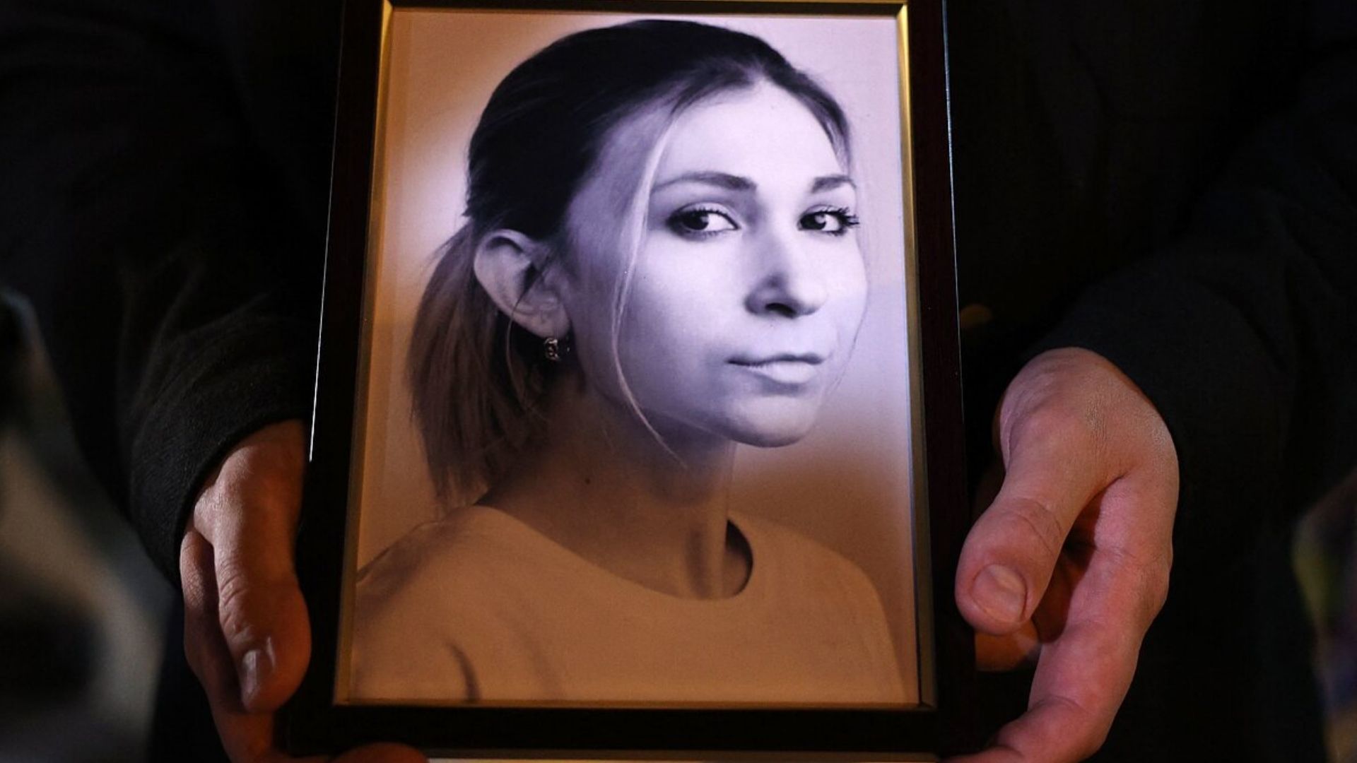 В Киеве состоятся похороны Виктории Рощиной В Киеве состоятся похороны Виктории Рощиной