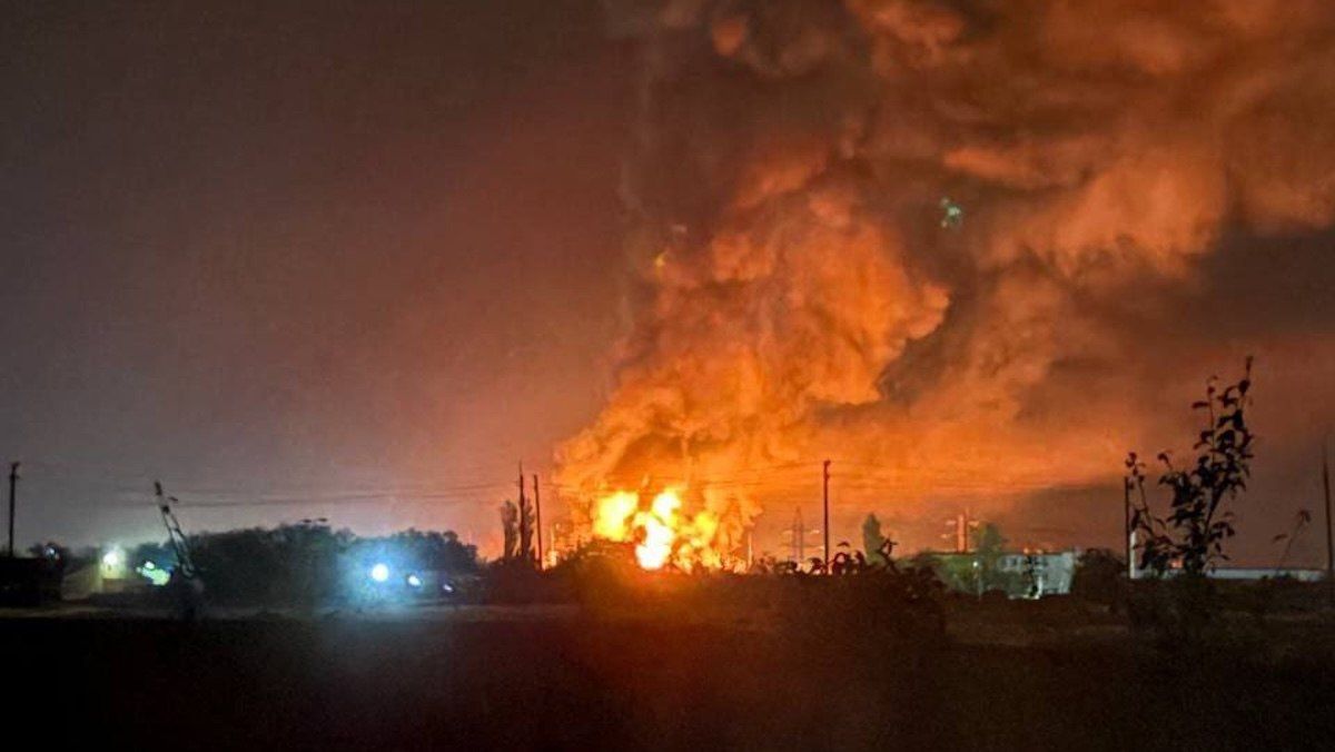 Взрывы в России - 27.07.2025 - в Октябрьском горит нефтебаза - видео - 24 Канал Взрывы в России - 27.07.2025 - в Октябрьском горит нефтебаза - видео - 24 Канал