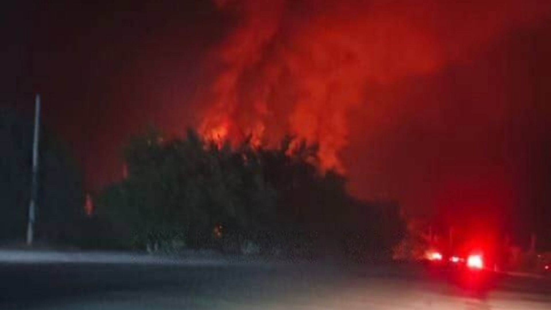 Пожар электроподстанции в Октябрьском Пожар электроподстанции в Октябрьском