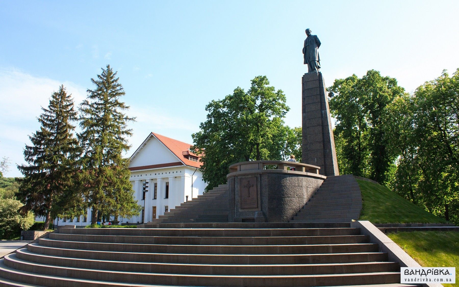 Могила Тараса Шевченко в Каневе Могила Тараса Шевченко в Каневе