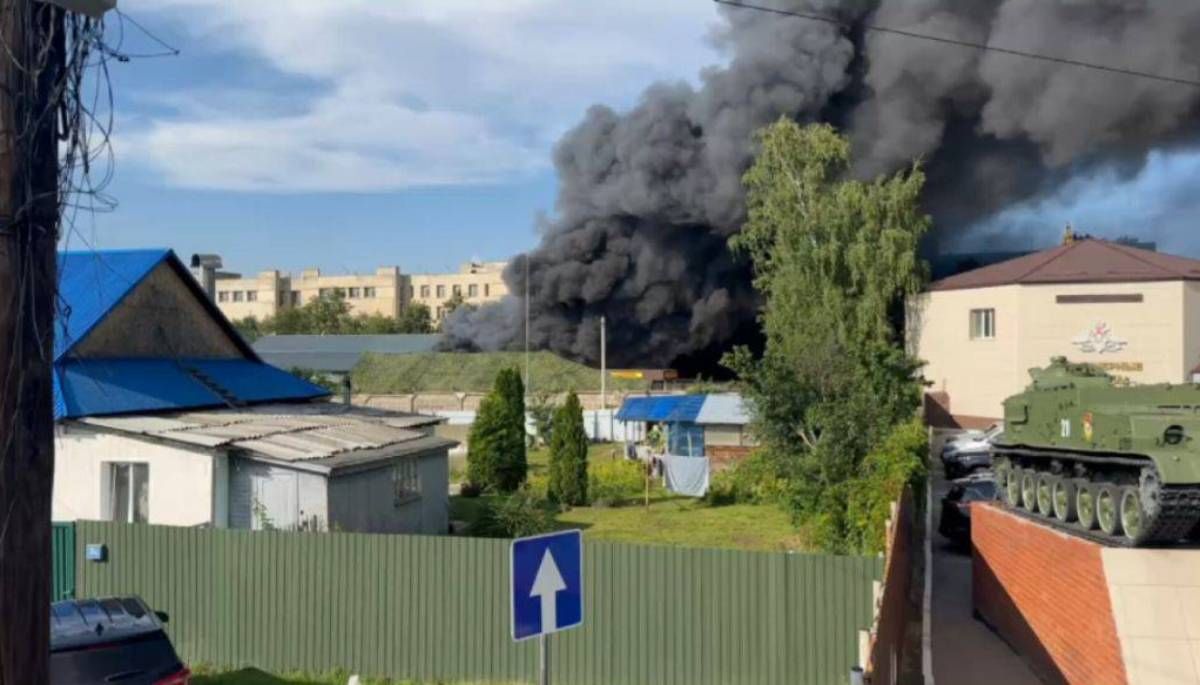 В России в Кстово пылает 210-й военный учебный центр - 24 Канал В России в Кстово пылает 210-й военный учебный центр - 24 Канал