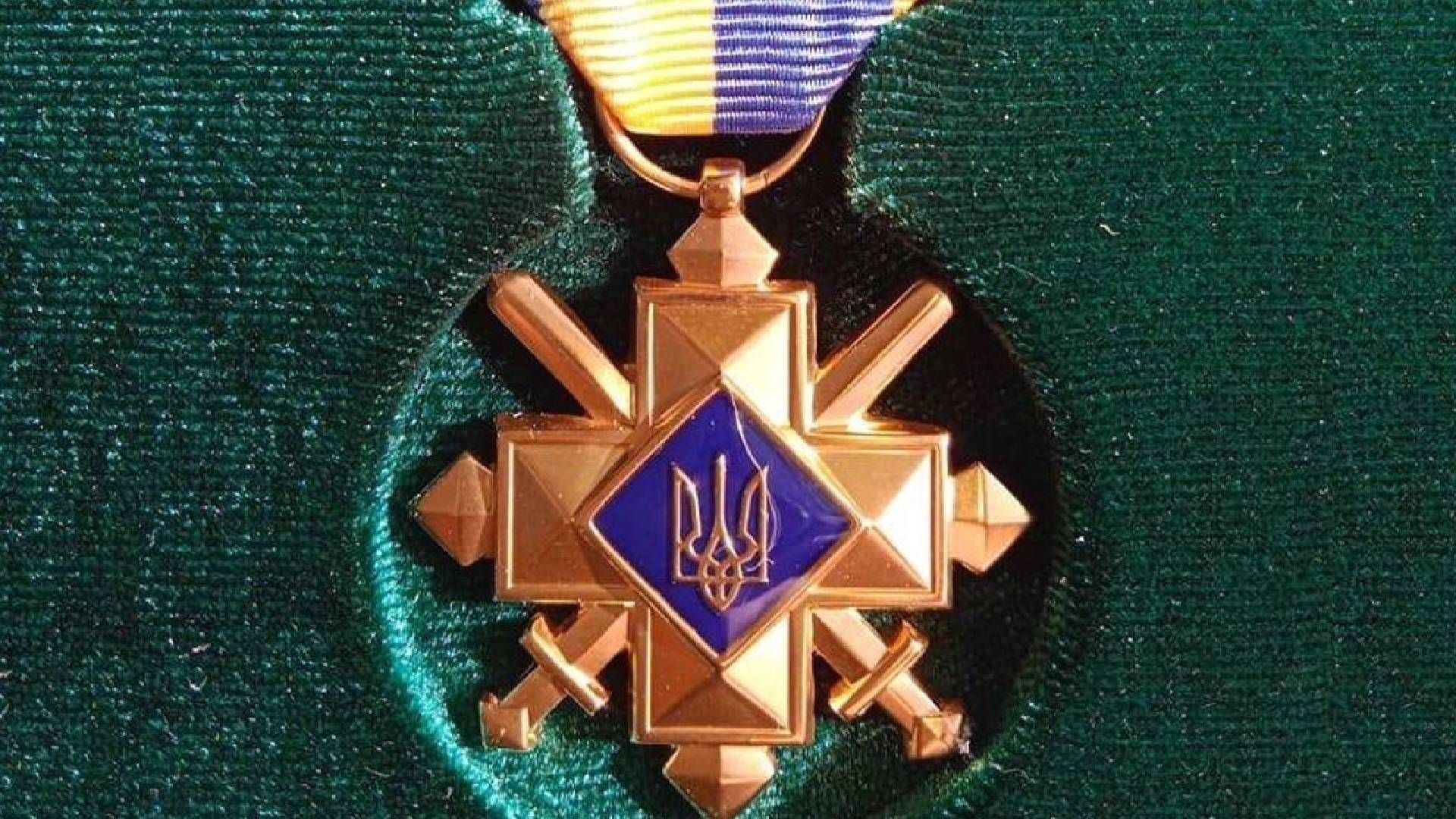 Зеленський направив до Ради законопроєкт щодо нагороди Хрест бойових заслуг Зеленський направив до Ради законопроєкт щодо нагороди Хрест бойових заслуг