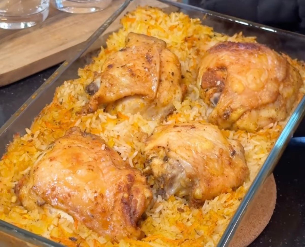 Рис с курицей в духовке Рис с курицей в духовке