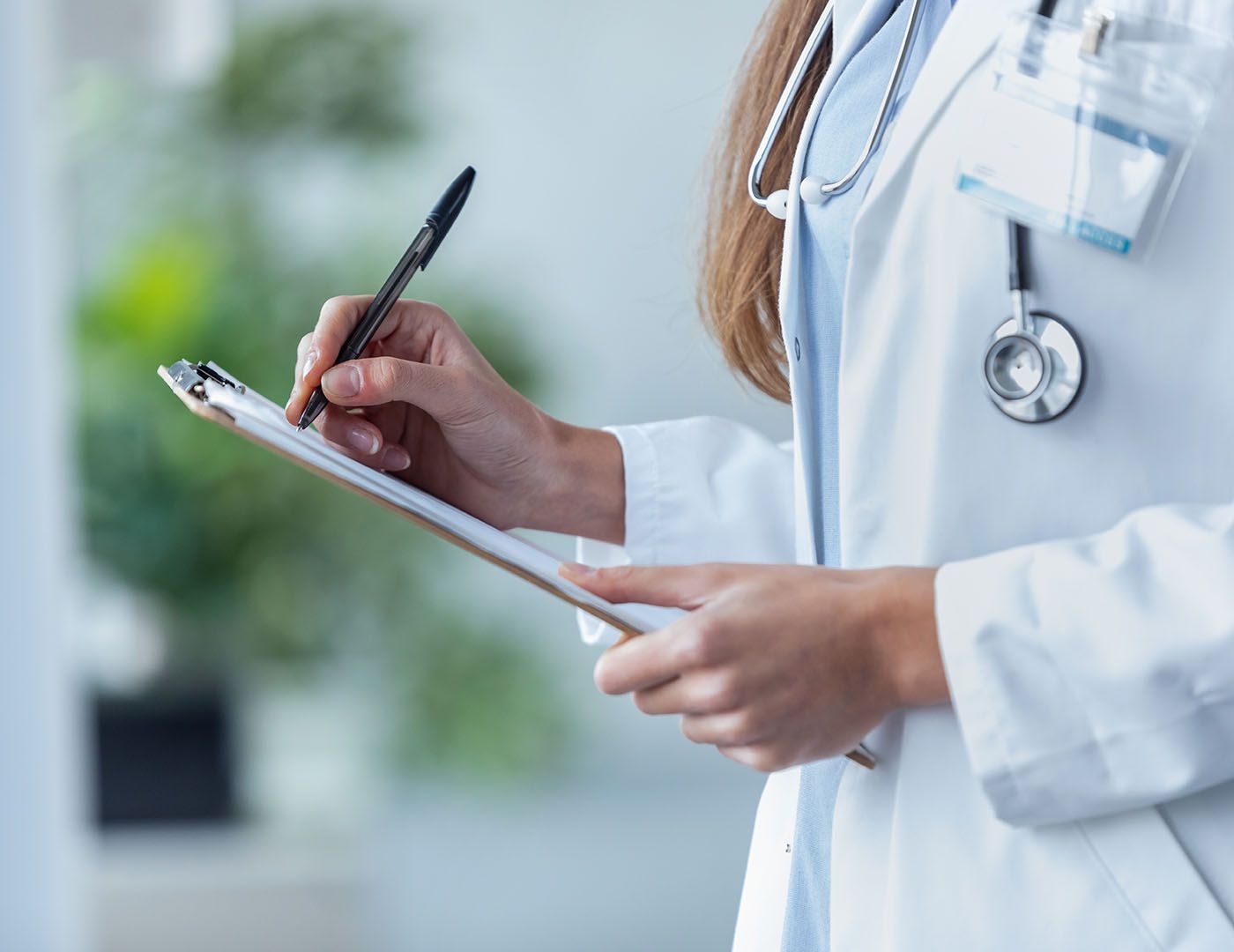 СБУ викрила лікарку, яка працювала в інтересах ФСБ СБУ викрила лікарку, яка працювала в інтересах ФСБ