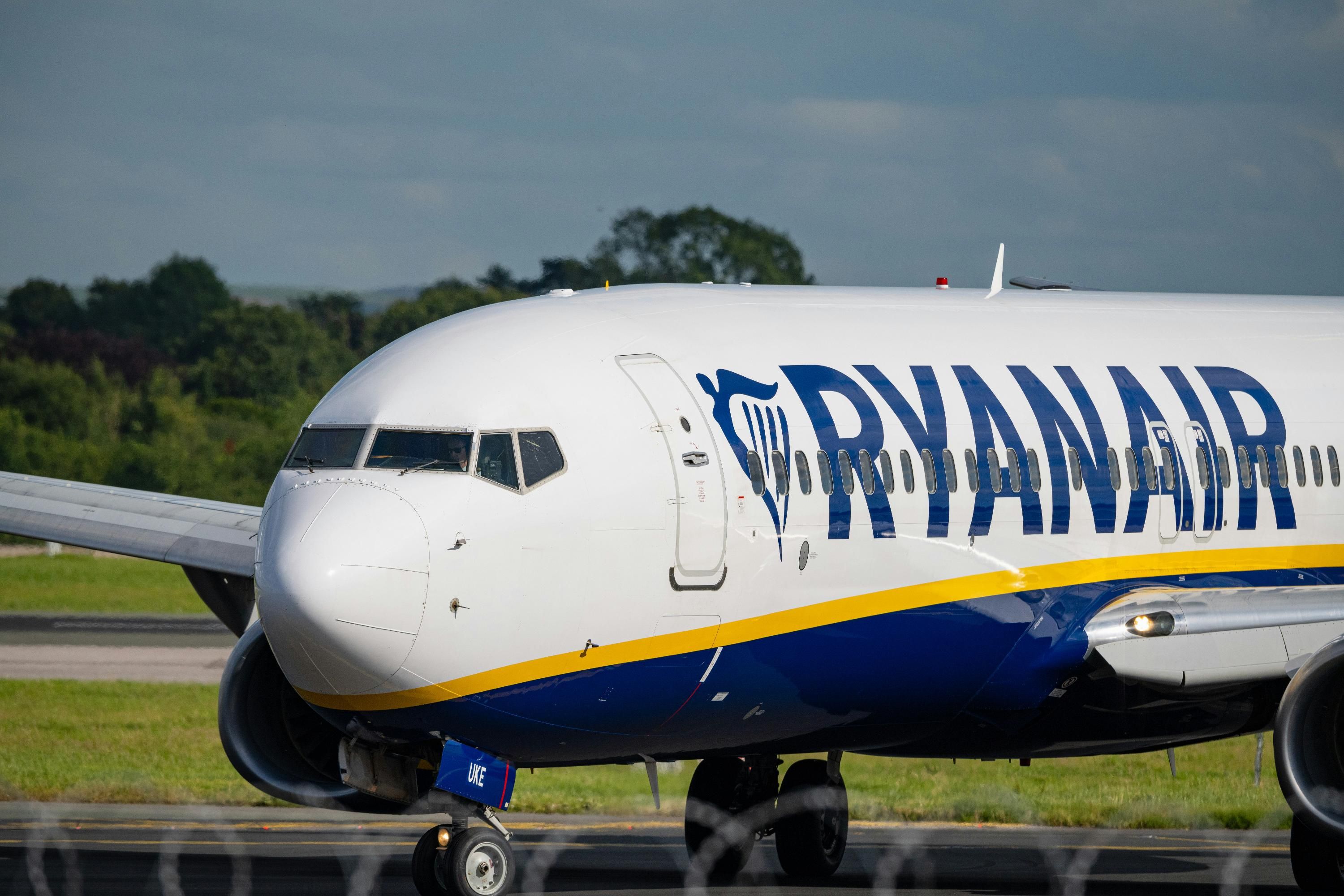 Ryanair збільшує бонуси співробітникам за оштрафованих пасажирів Ryanair збільшує бонуси співробітникам за оштрафованих пасажирів