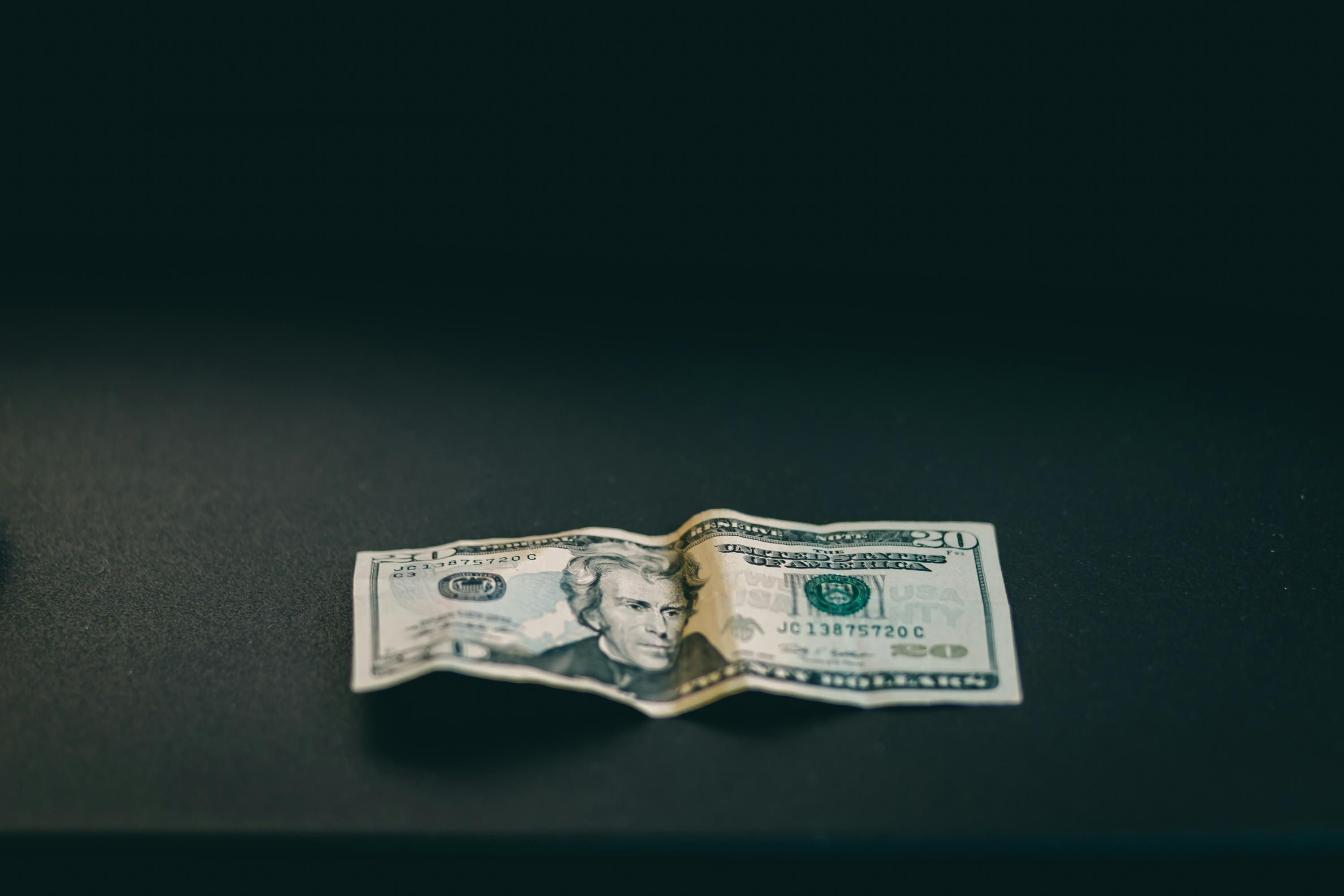 Курс долара та євро у серпні - яку ціну євро прогнозують, по скільки буде долар Курс долара та євро у серпні - яку ціну євро прогнозують, по скільки буде долар