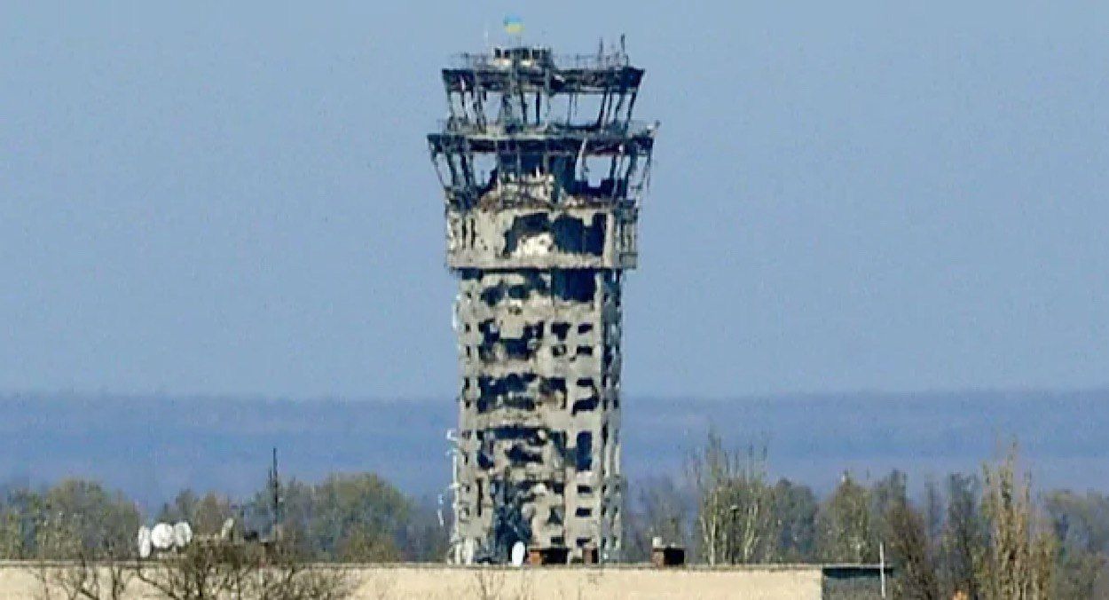 Донецкий аэропорт под оккупантами Донецкий аэропорт под оккупантами