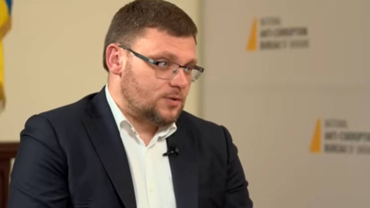 Чи читав Руслан Кравченко справи НАБУ Чи читав Руслан Кравченко справи НАБУ