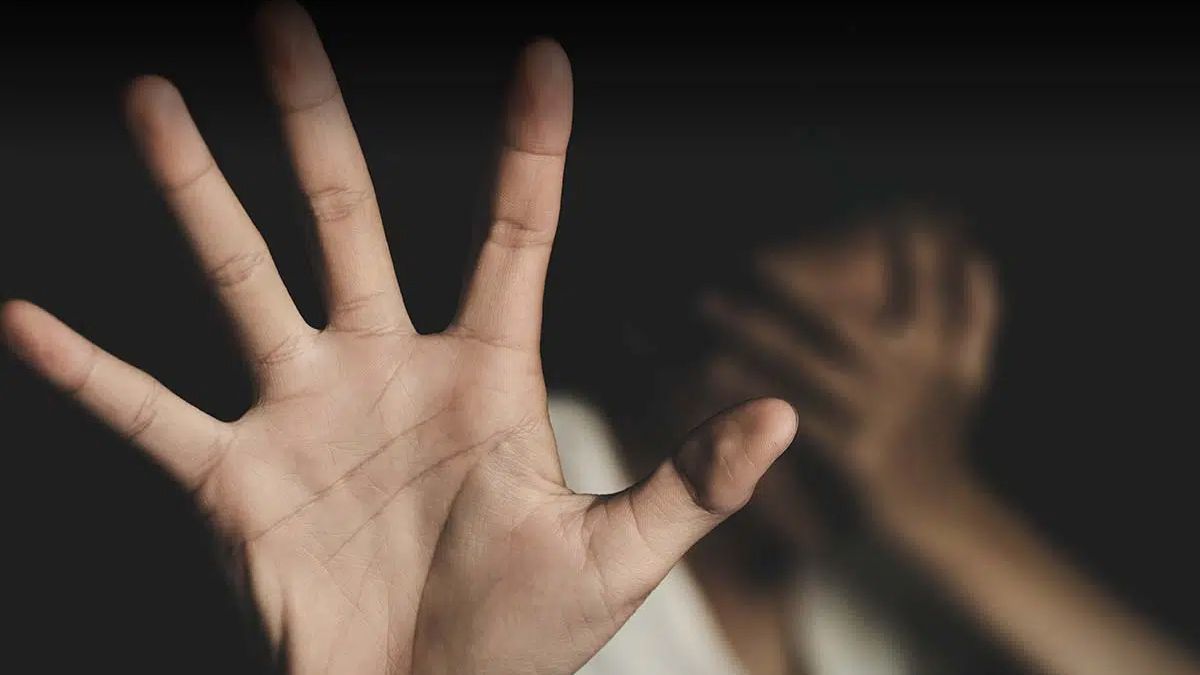 В Одесской области две женщины напали на несовершеннолетнюю односельчанку