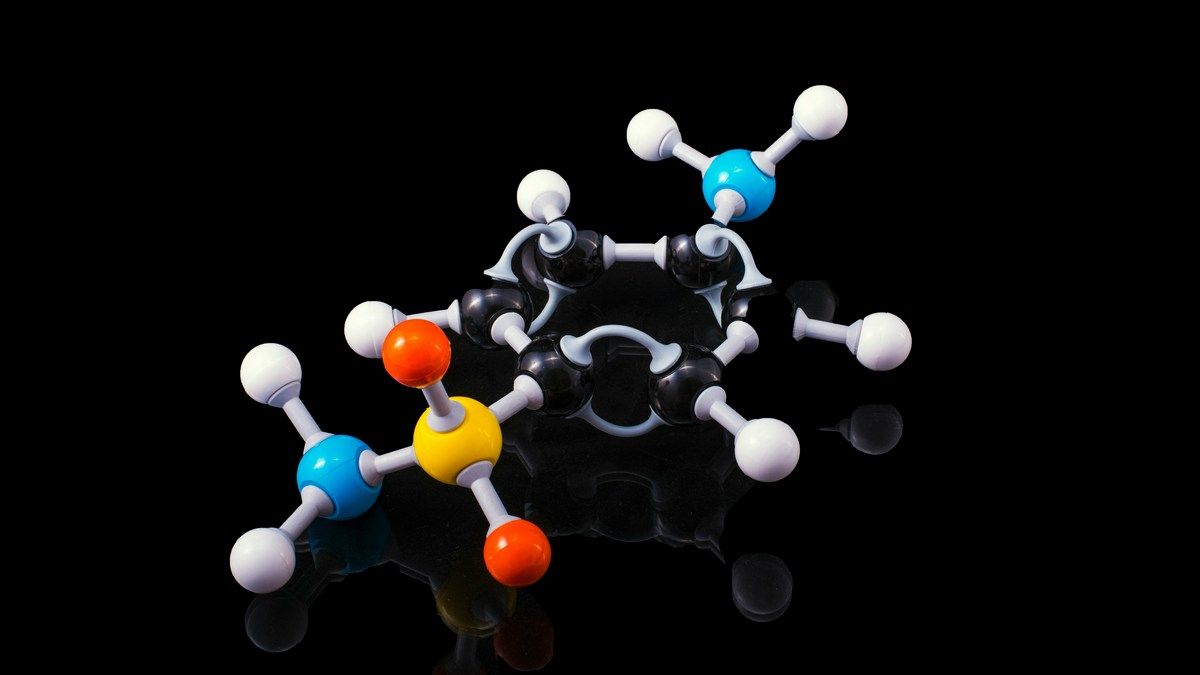 Перша хімічна реакція Всесвіту – як гідрид гелію вплинув на формування зірок Перша хімічна реакція Всесвіту – як гідрид гелію вплинув на формування зірок