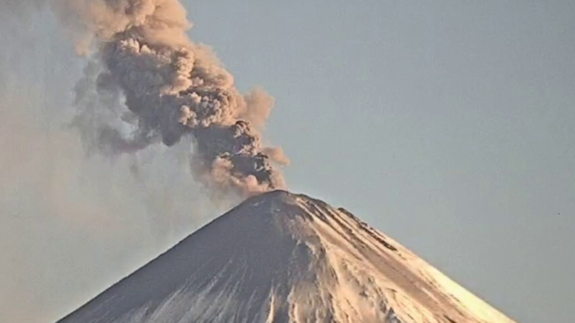 Вулкан Ключевська Сопка Вулкан Ключевська Сопка