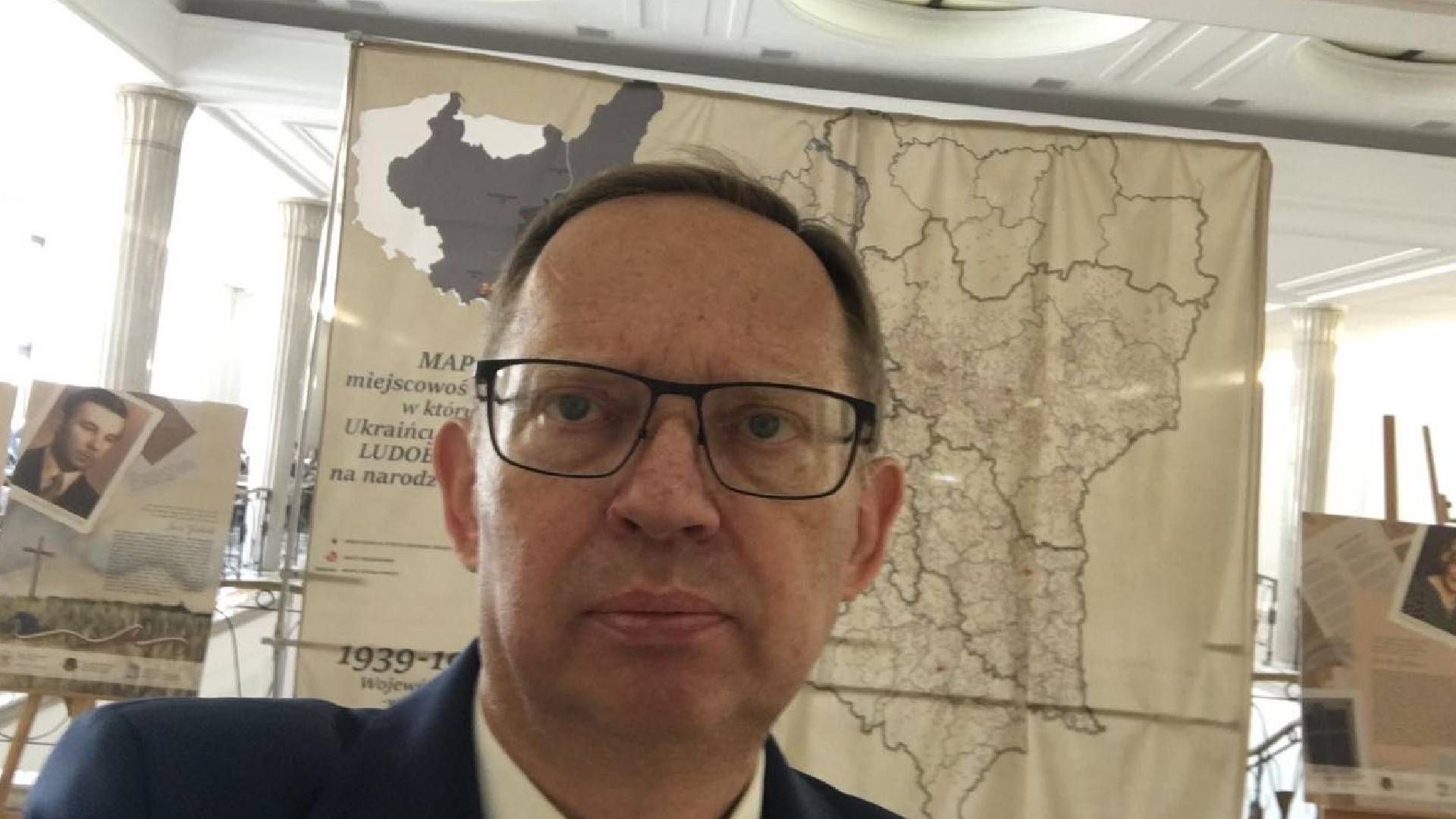 Депутат Сейму оскандалився через висловлювання про гасло Слава Україні Депутат Сейму оскандалився через висловлювання про гасло Слава Україні