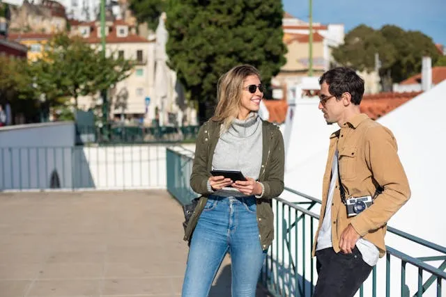 Разговор туристов Разговор туристов