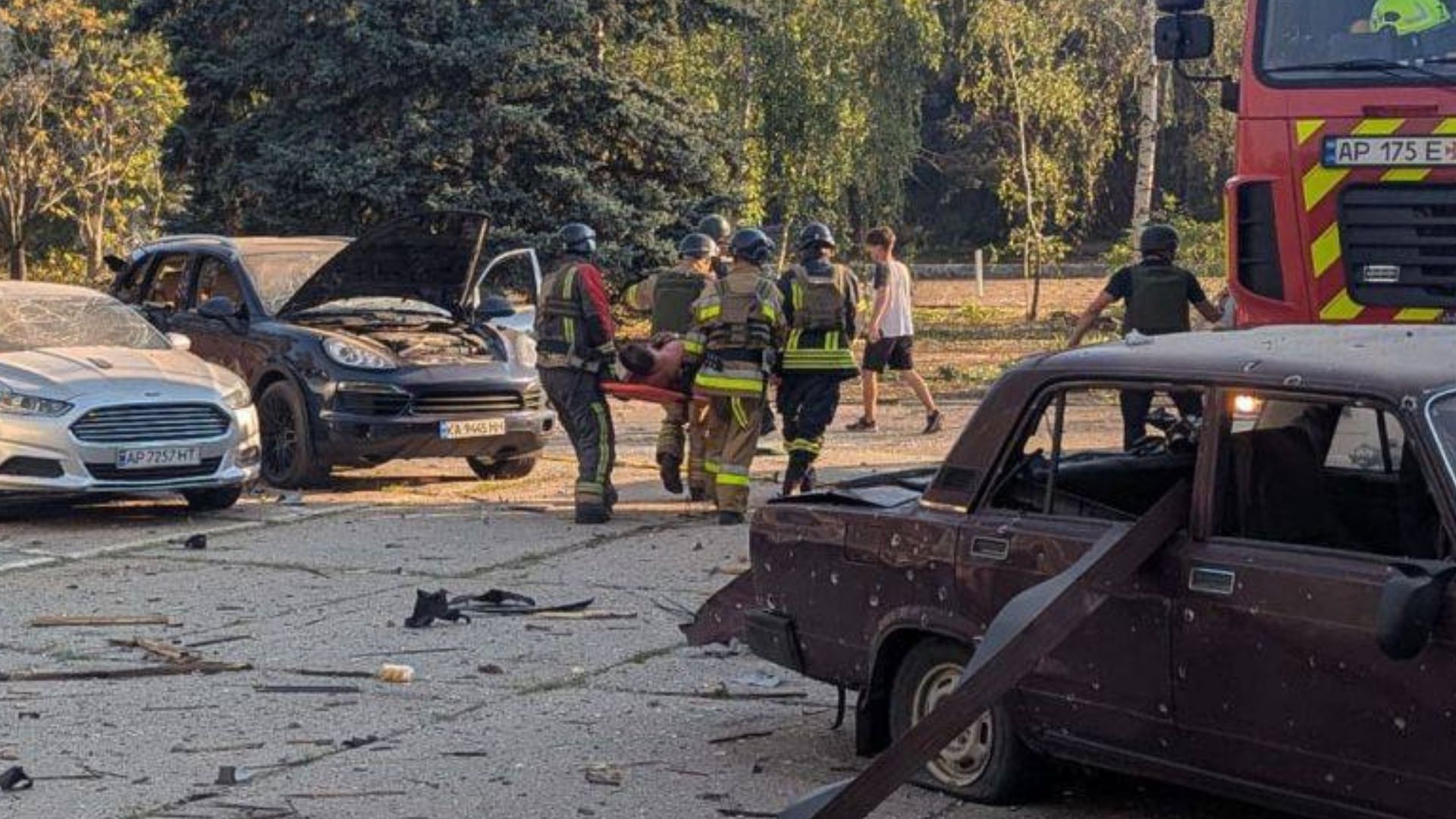 Наслідки удару по базі відпочинку на Запоріжжі