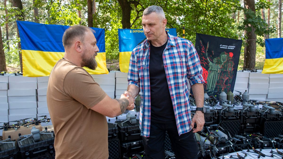 Передав від громади Києва бійцям 5 ОШБр велику партію дронів, – Кличко - 24 Канал