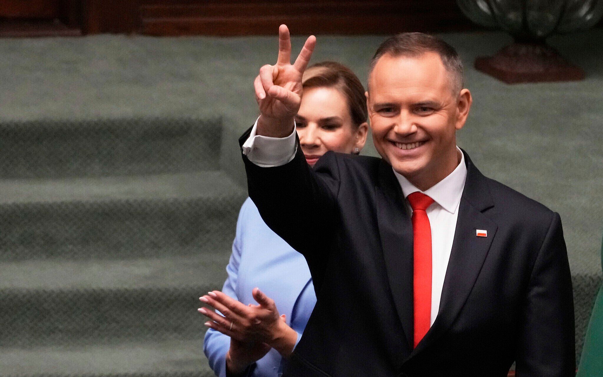 Кароль Навроцкий сформировал свою канцелярию - Геополитика Кароль Навроцкий сформировал свою канцелярию - Геополитика