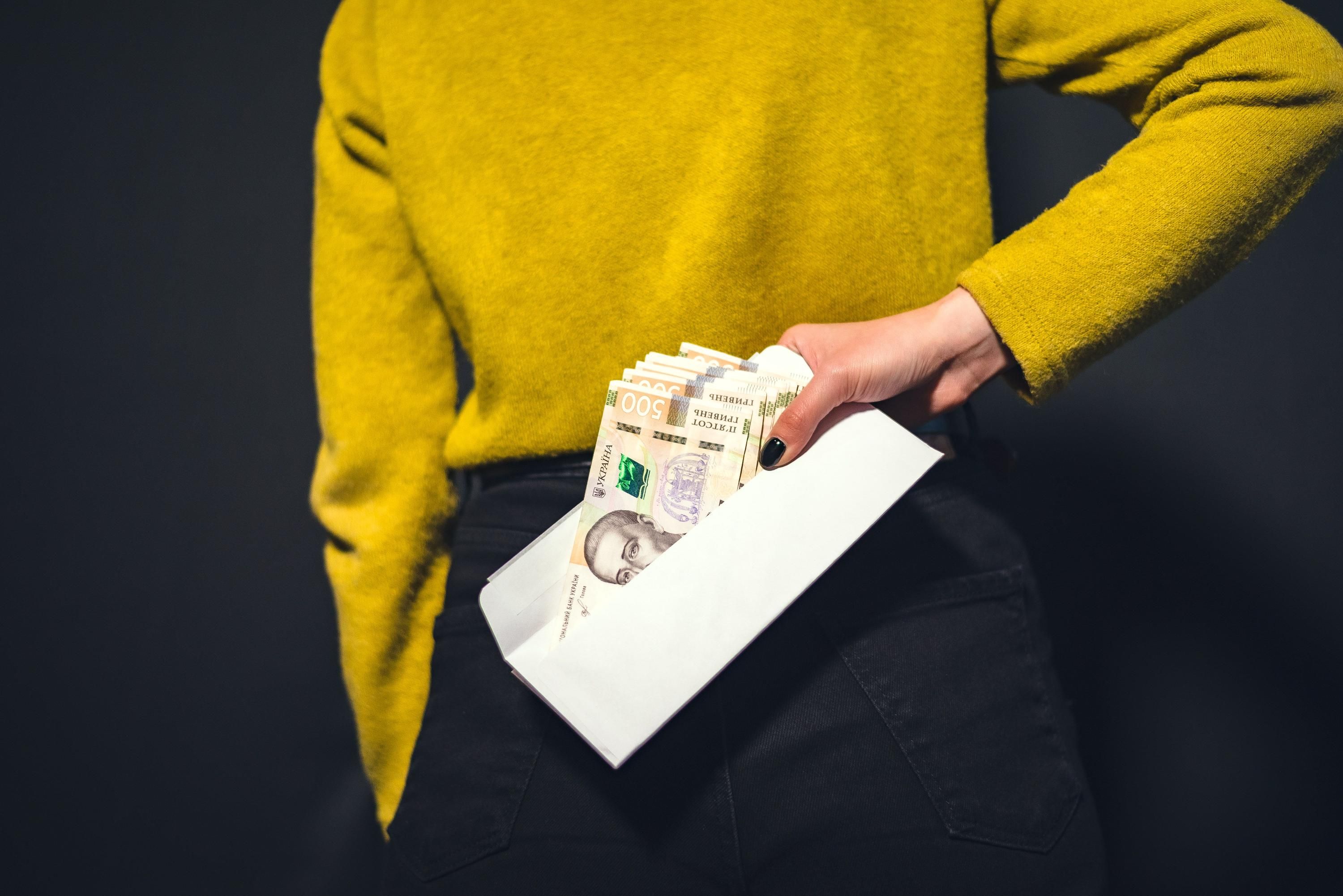 Фінансова допомога українцям Фінансова допомога українцям