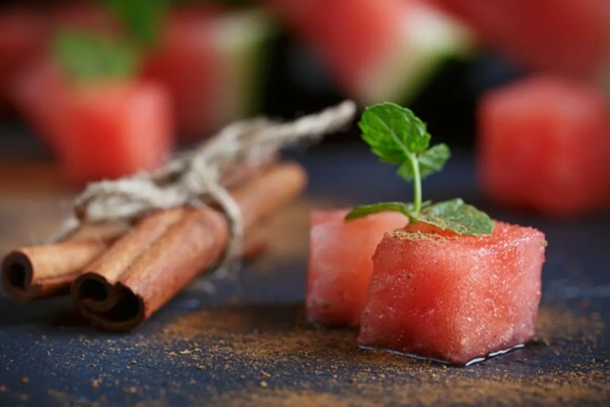 Кавун з корицею - улюблена закуска Меган Маркл Кавун з корицею - улюблена закуска Меган Маркл