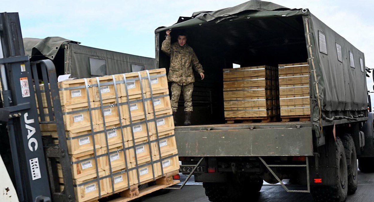 Частина озброєння для ЗСУ може не доїхати Частина озброєння для ЗСУ може не доїхати
