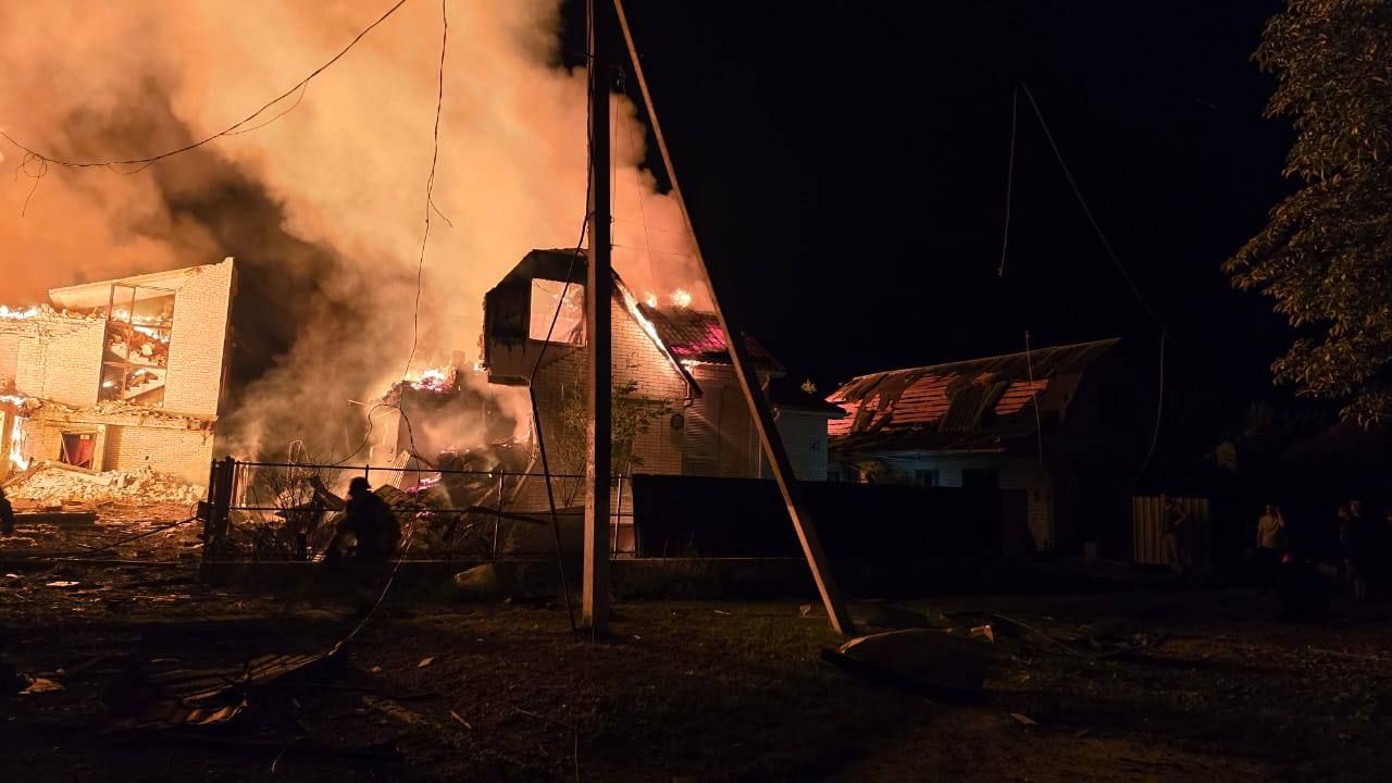 Вибухи у Чугуєві та Балаклії 9 серпня - Харківську область атакували БпЛА - 24 Канал Вибухи у Чугуєві та Балаклії 9 серпня - Харківську область атакували БпЛА - 24 Канал