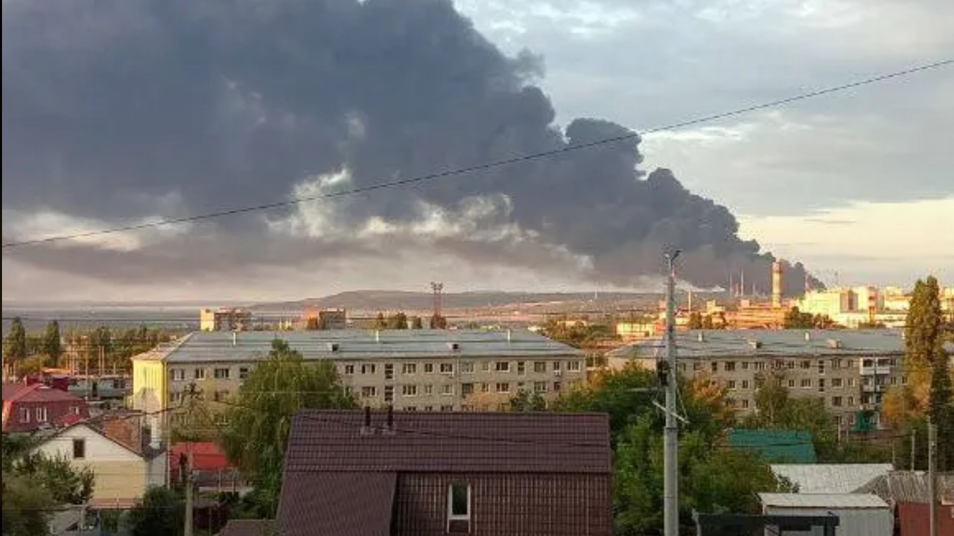 У Генштабі підтвердили удар по Саратовському нафтопереробному заводу - 24 Канал У Генштабі підтвердили удар по Саратовському нафтопереробному заводу - 24 Канал