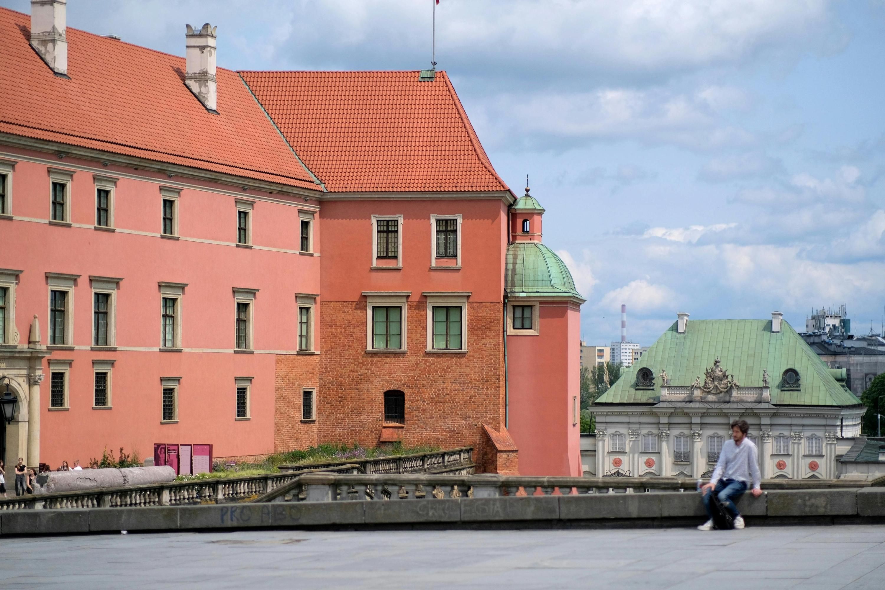 Перед переїздом до Варшави потрібно дещо знати