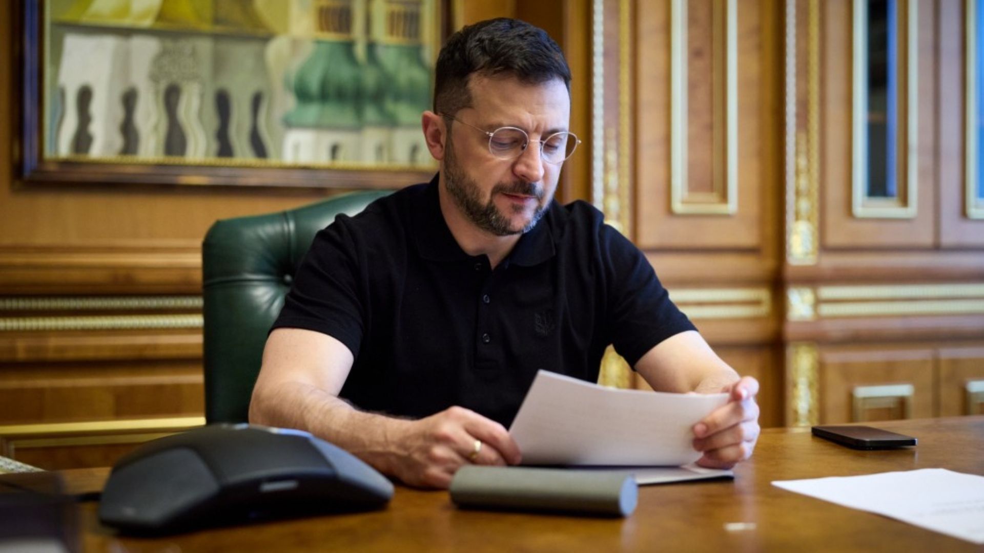 Зеленський прокоментував можливість зустрічі з Трампом і Путіним Зеленський прокоментував можливість зустрічі з Трампом і Путіним