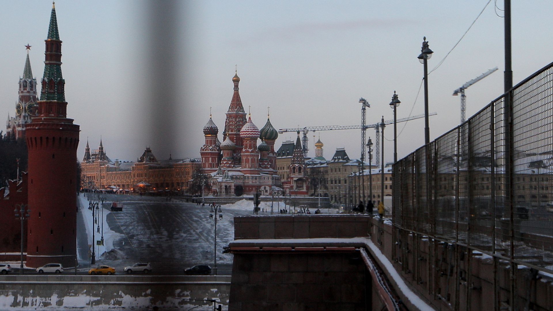 Запад может смягчить санкции против России Запад может смягчить санкции против России