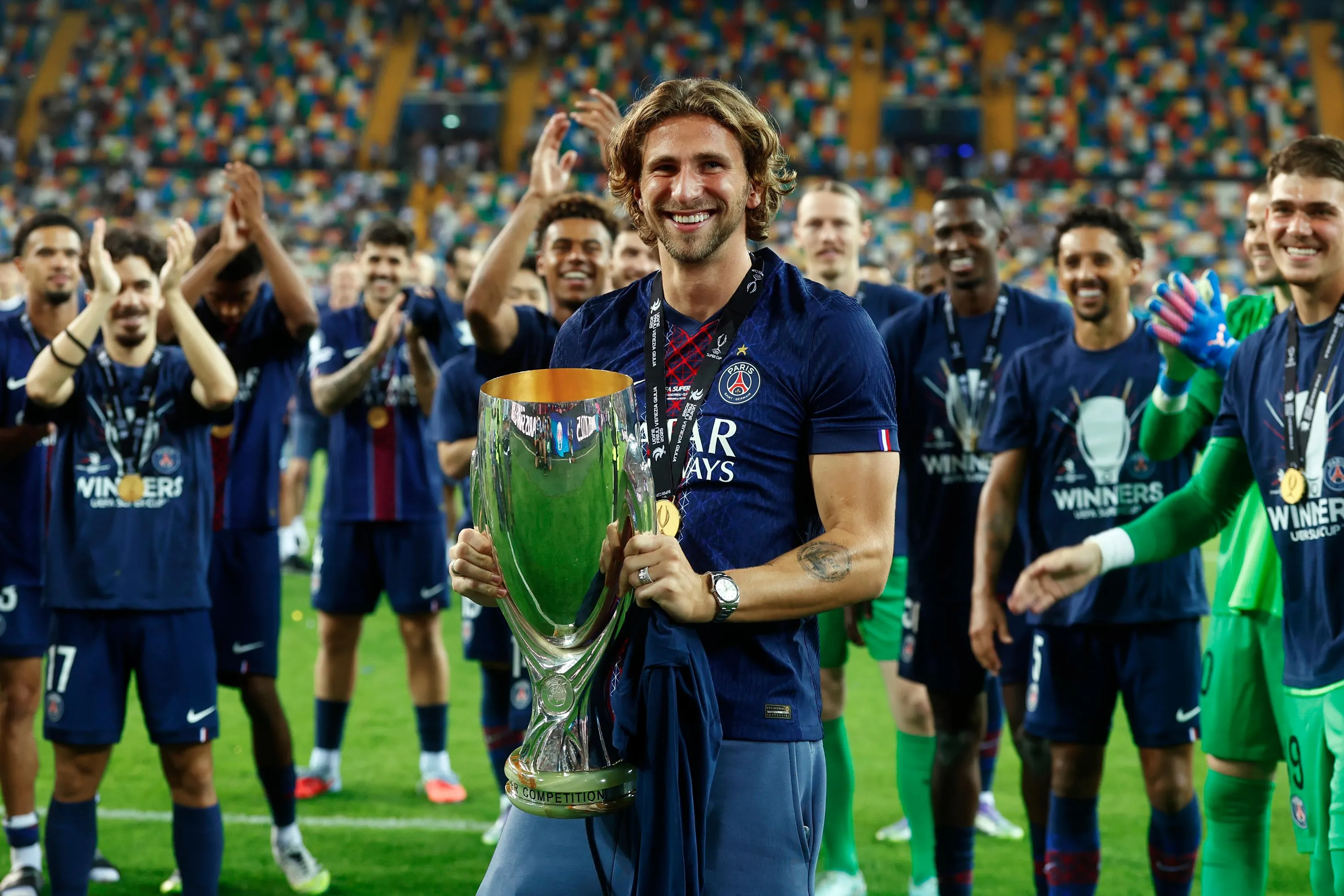 Забарний з Суперкубком УЄФА