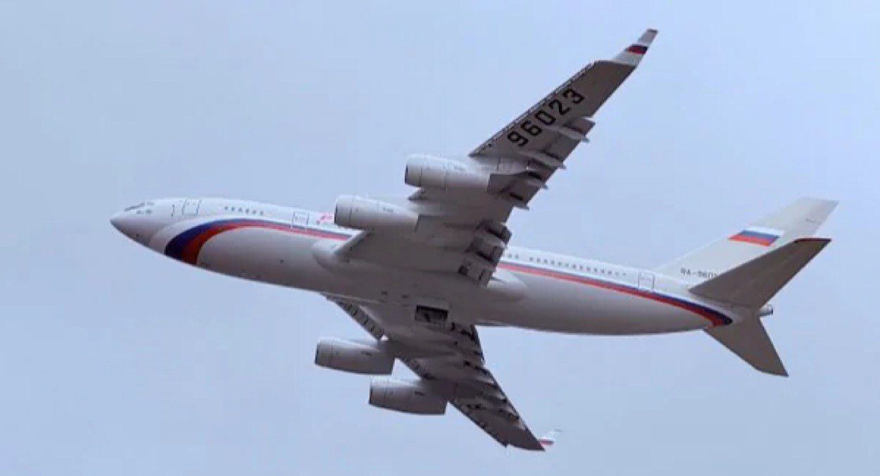 Самолет РФ с бортовым номером RA-96023 Самолет РФ с бортовым номером RA-96023