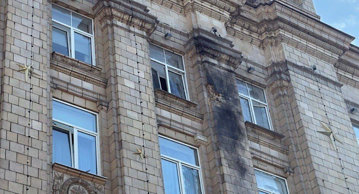 Россия заявляет об ударе по Белгороду Россия заявляет об ударе по Белгороду