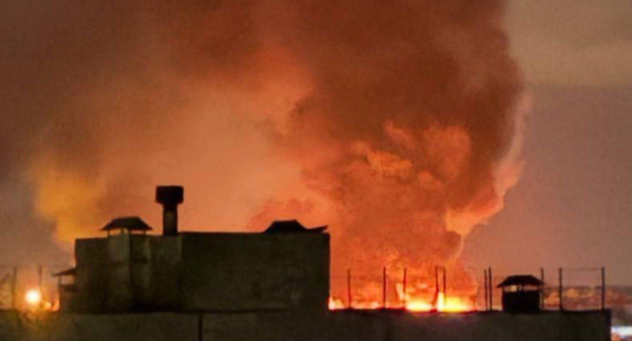 Атака дронів по окупованому Єнакієвому Атака дронів по окупованому Єнакієвому