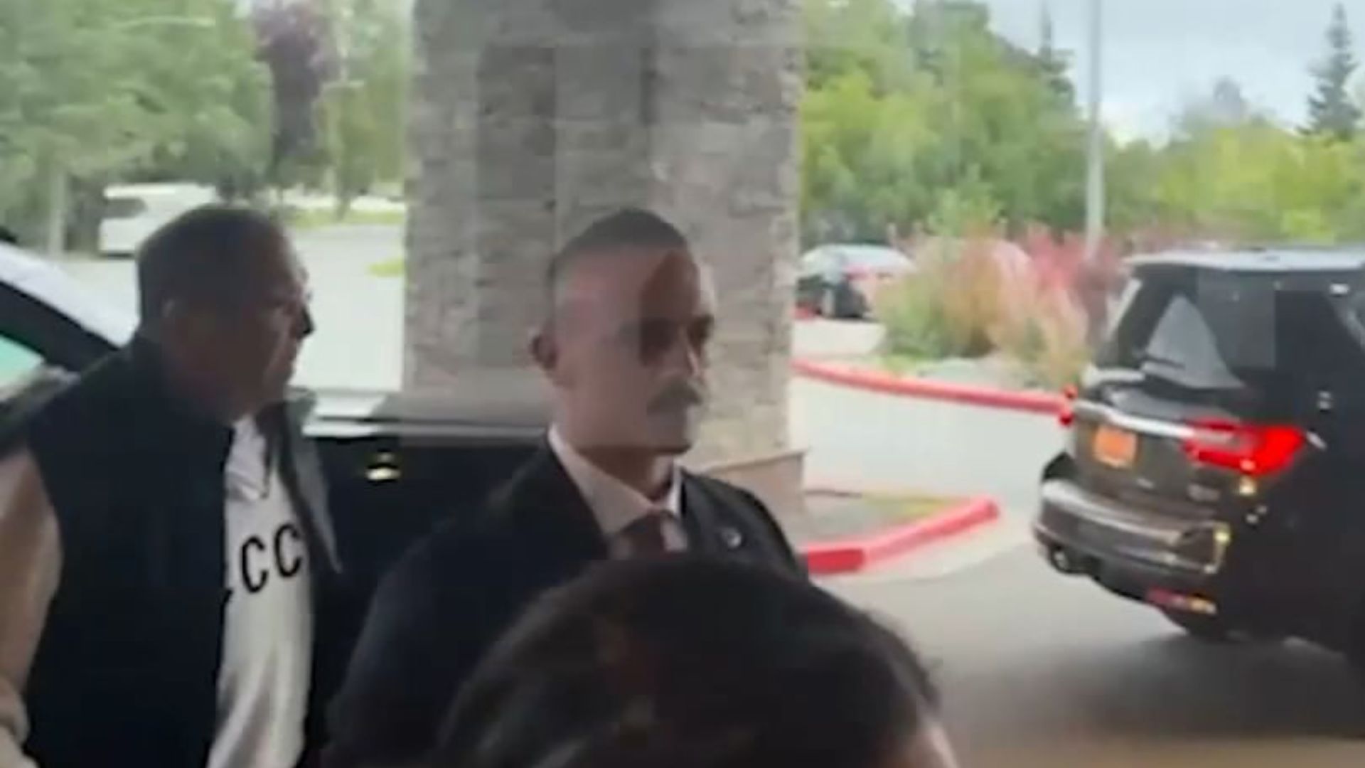 Лавров у светрі з написом "СРСР"