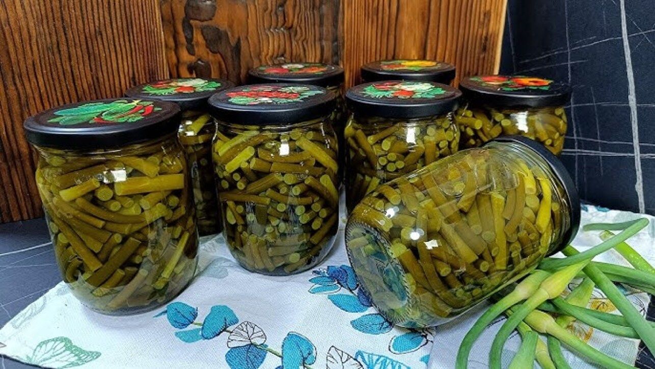 Всем стоит заготовить чесночные стрелки Всем стоит заготовить чесночные стрелки