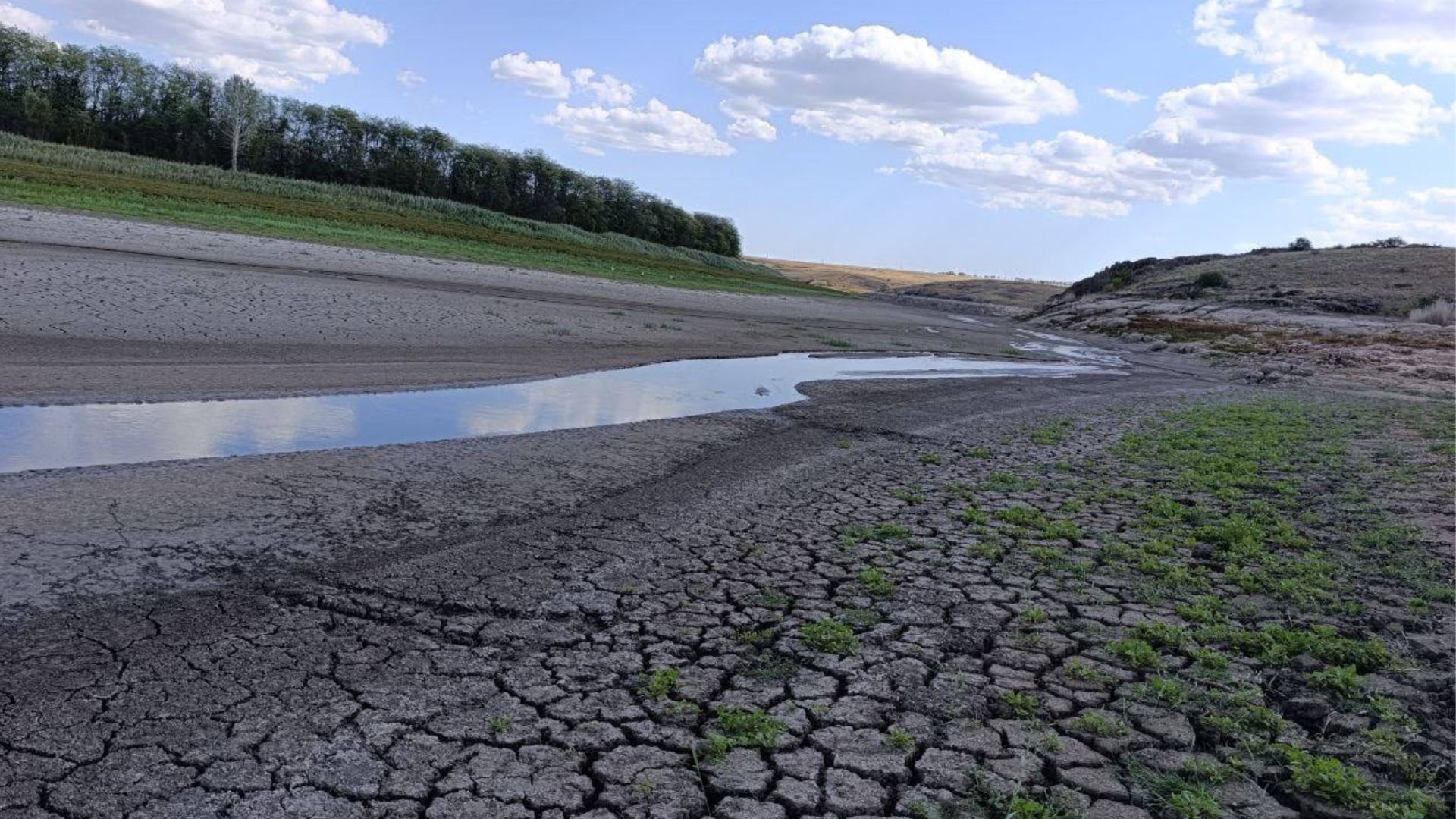 Маріуполь може опинитися без води: єдине джерело водозабезпечення майже повністю висохло - 24 Канал Маріуполь може опинитися без води: єдине джерело водозабезпечення майже повністю висохло - 24 Канал