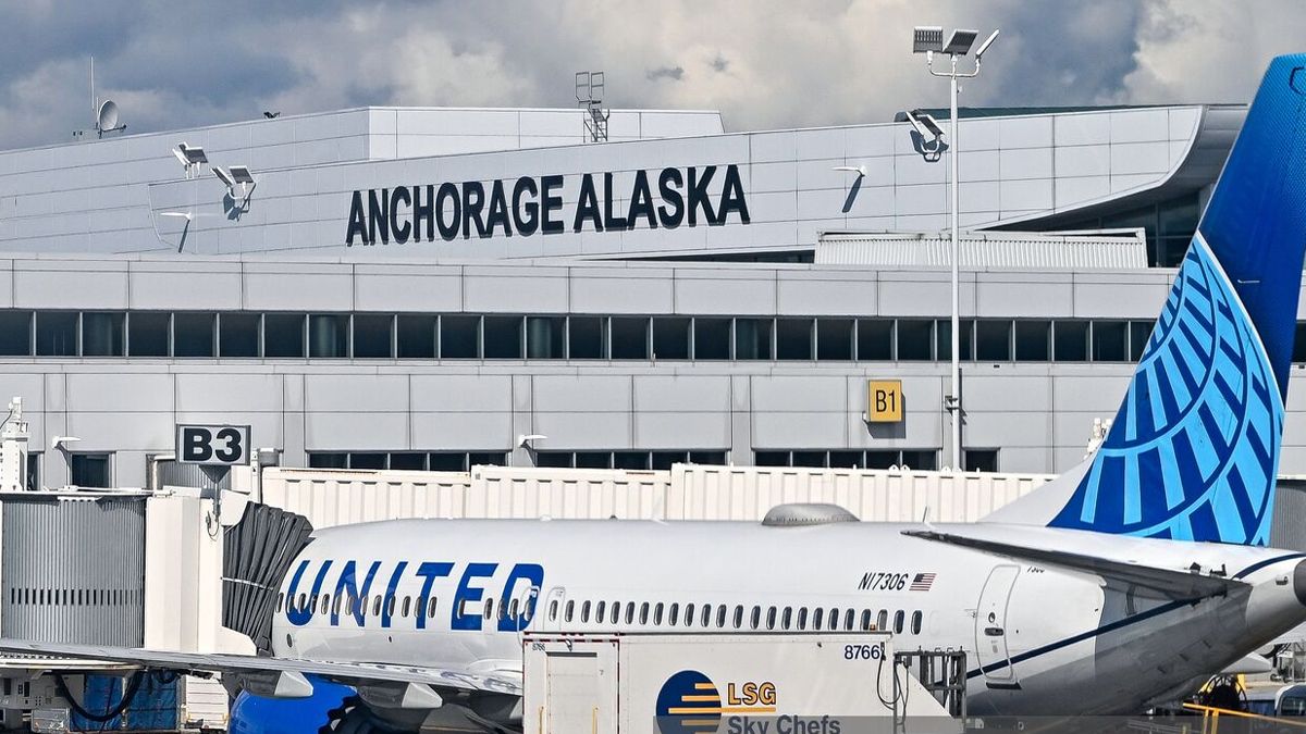 Россияне на Аляске не могли рассчитаться за заправку из-за санкций, - Рубио - Экономика Россияне на Аляске не могли рассчитаться за заправку из-за санкций, - Рубио - Экономика