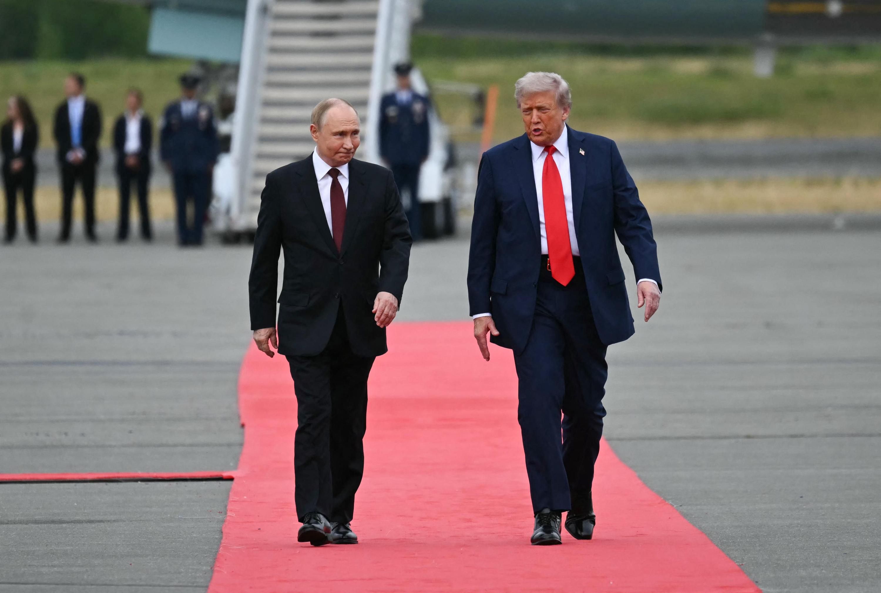 Саміт за участю Путіна на Алясці: Трамп відповів на закиди, що він зазнав поразки