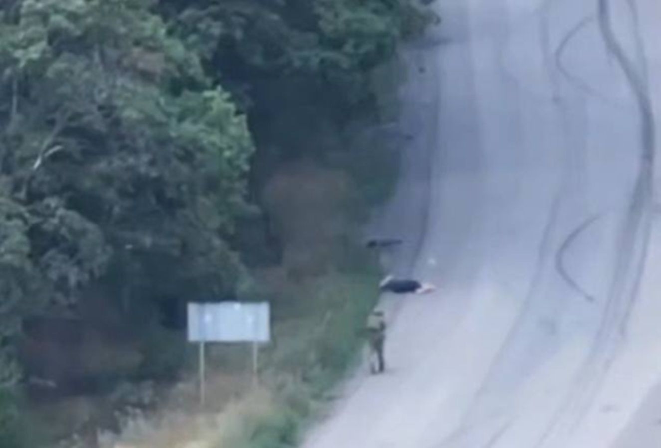 На Покровському напрямку військовий рф розстріляв цивільного - 24 Канал На Покровському напрямку військовий рф розстріляв цивільного - 24 Канал