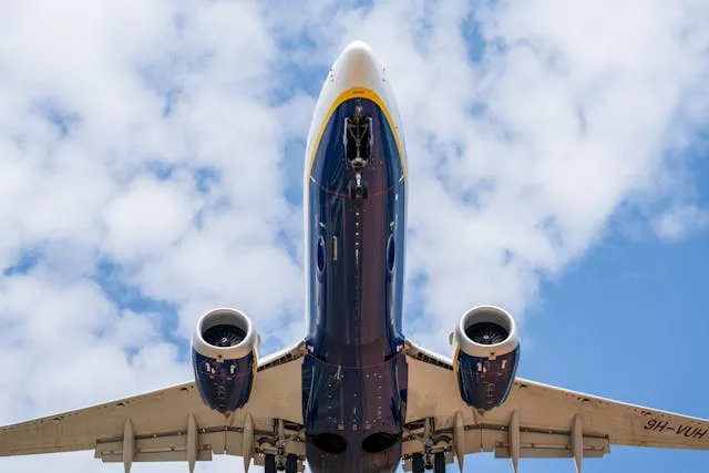 Самолет Самолет