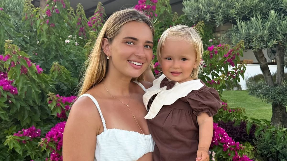 Наталья Островская с дочерью Наталья Островская с дочерью