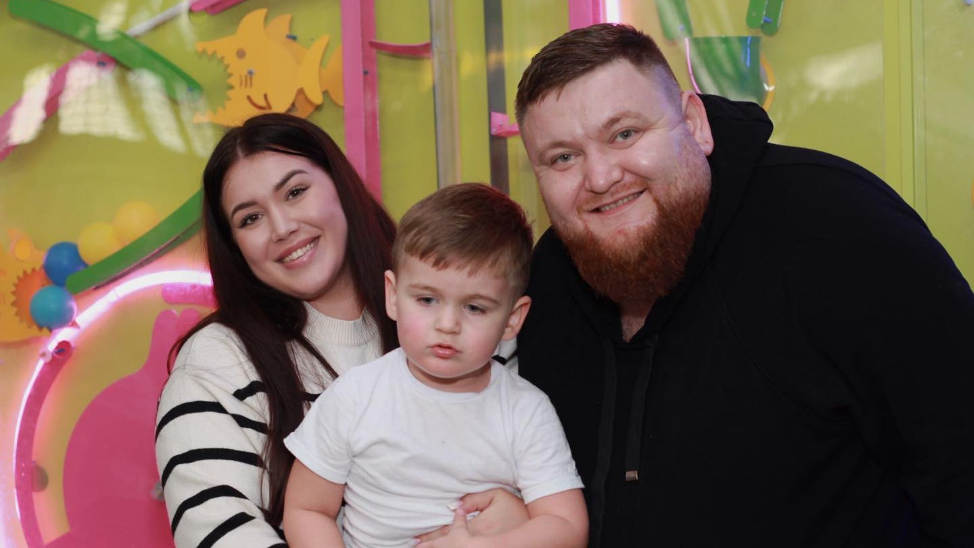 Ірина Жогло, Володимир Жогло та їхній син Ірина Жогло, Володимир Жогло та їхній син