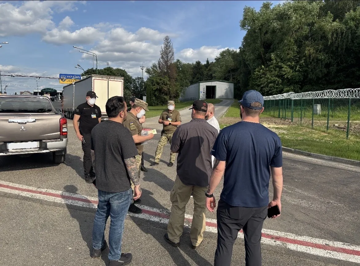 США депортували українців