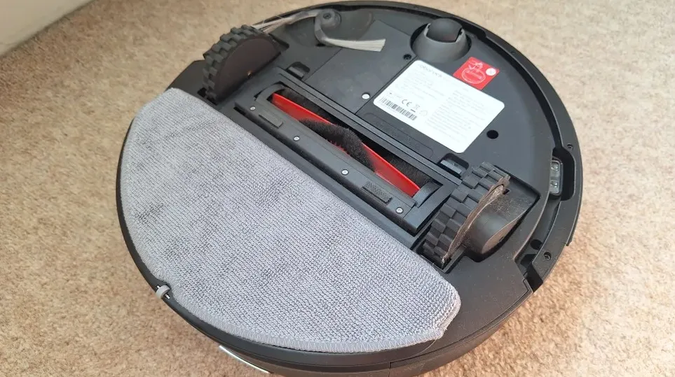 Робот-пилосос із D-подібною шваброю Робот-пилосос із D-подібною шваброю