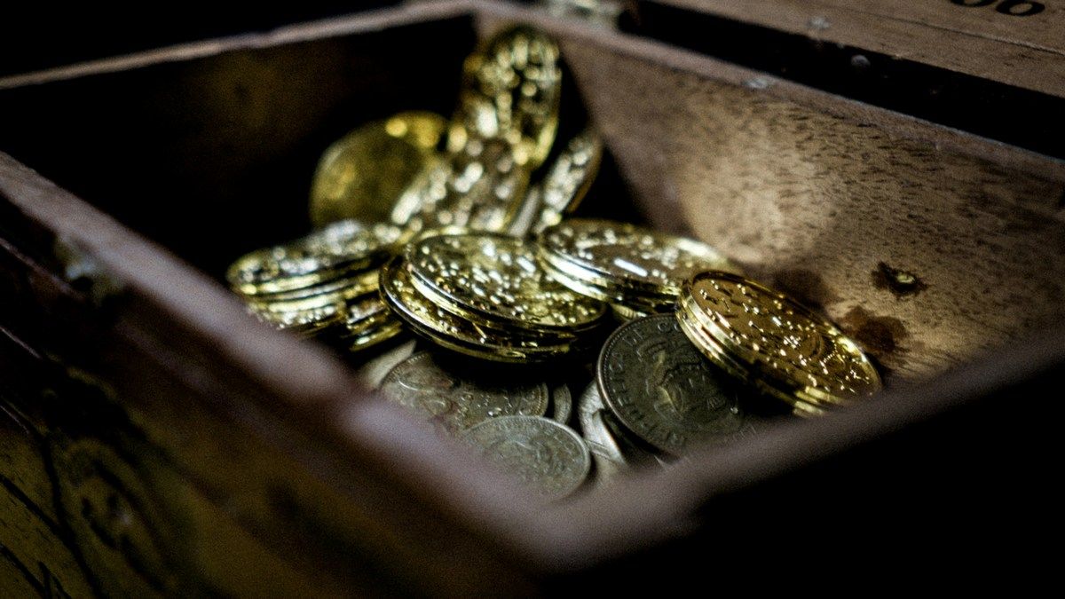 Знайдений в Англії скарб 17 століття – монети часів громадянської війни Знайдений в Англії скарб 17 століття – монети часів громадянської війни