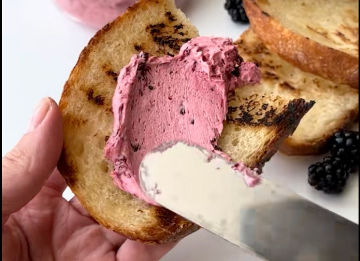 Трендовое ежевичное масло