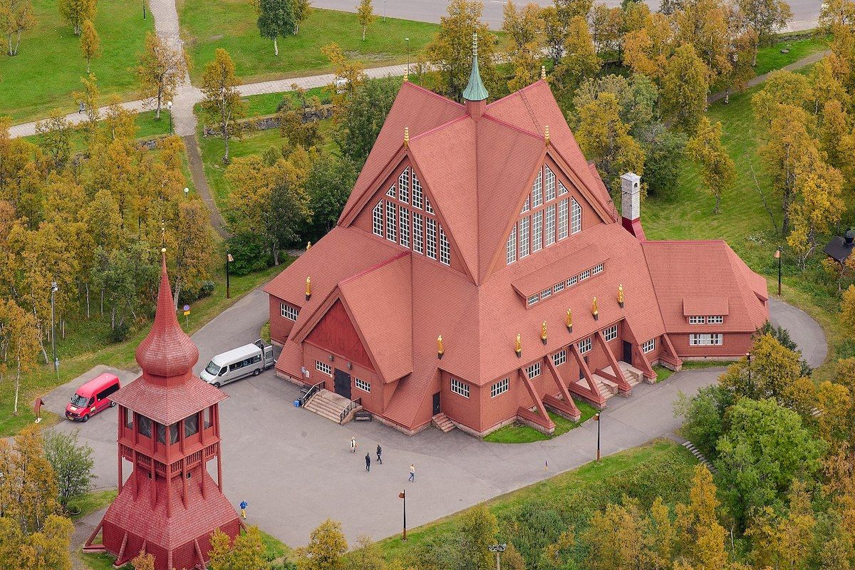 В Швеции на 5 километров переместят историческую церковь - Недвижимость